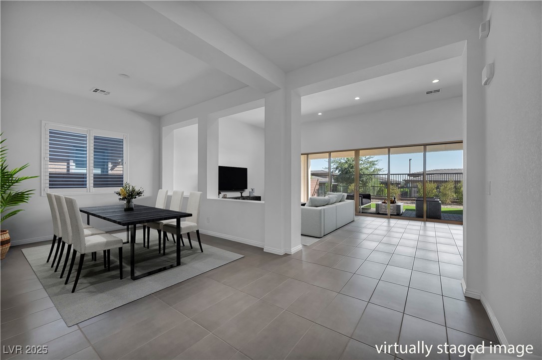 6684 Regency Stone Way Property Photo 10