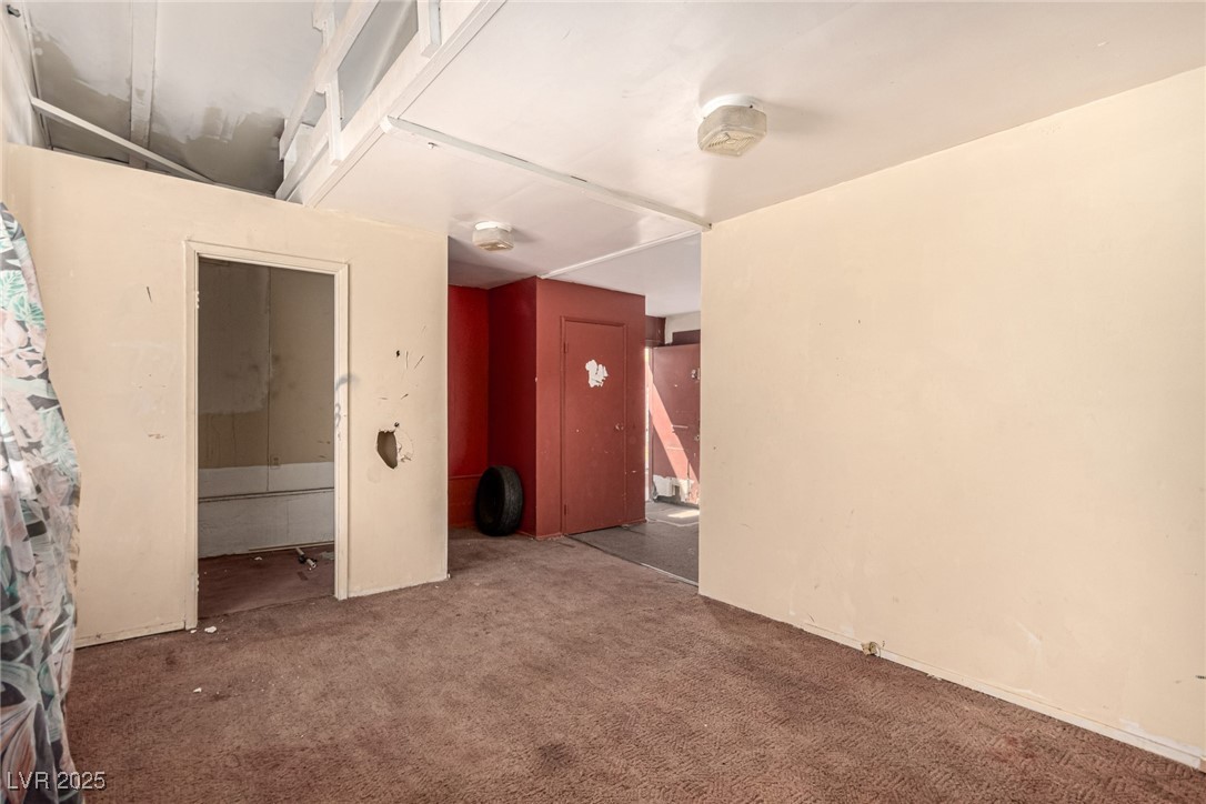812 Pyramid Drive Property Photo 32