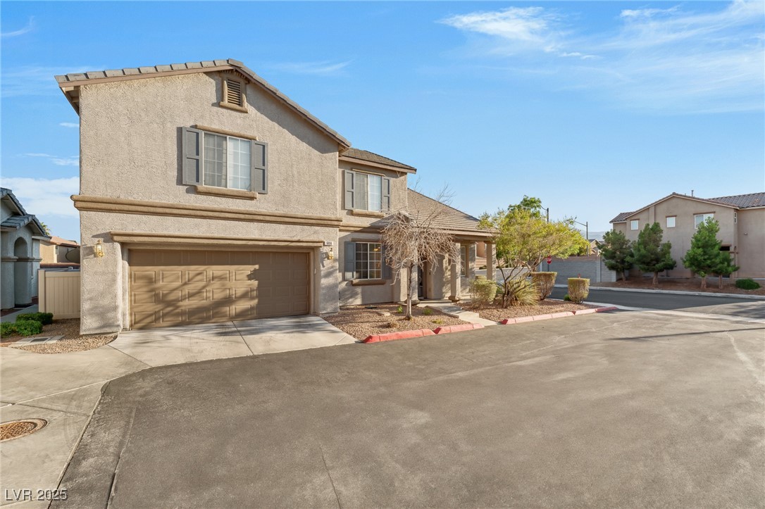 6804 Tropicaire Street Property Photo 2