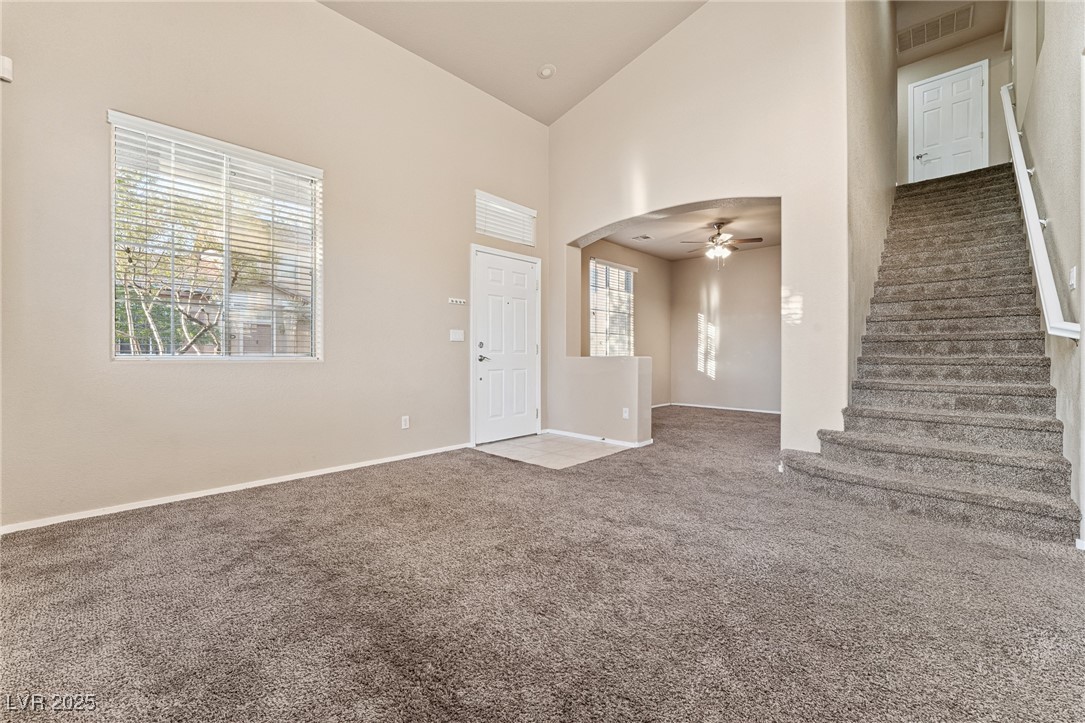6804 Tropicaire Street Property Photo 4
