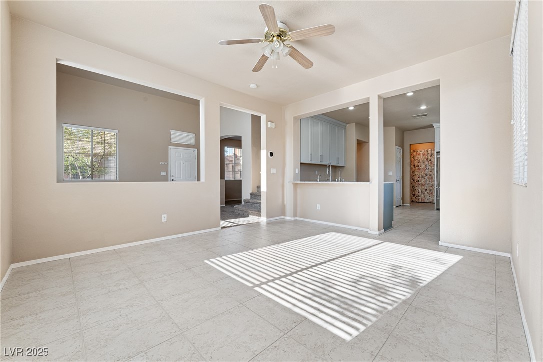 6804 Tropicaire Street Property Photo 7