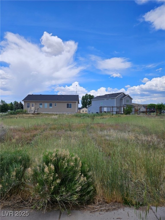 100 N Property Photo 2
