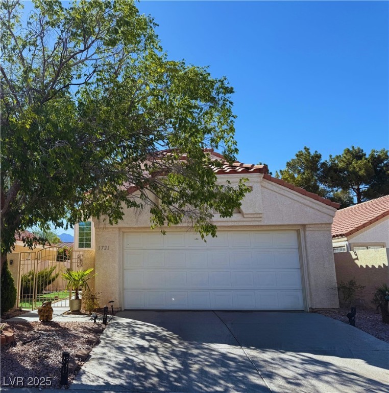 1721 Derbyshire Drive Property Photo 1