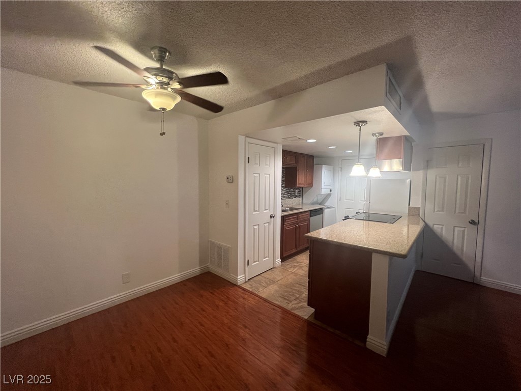 1467 Lorilyn Avenue 3 Property Photo 5