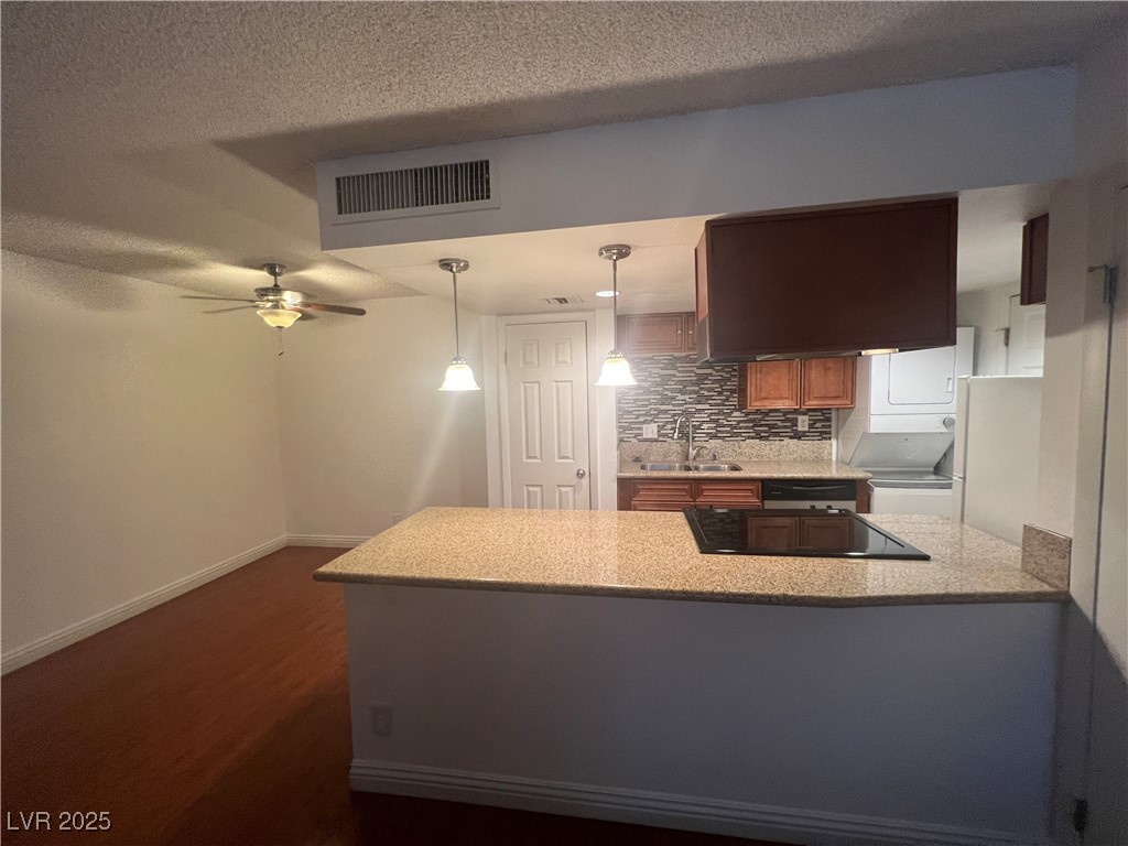 1467 Lorilyn Avenue 3 Property Photo 6
