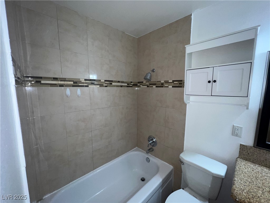1467 Lorilyn Avenue 3 Property Photo 15