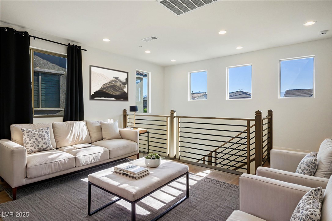 9476 Lunar Phase Street Property Photo 13