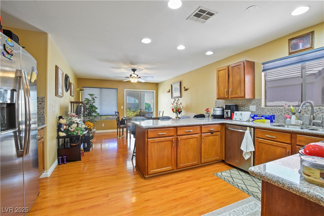 10203 Arlington Abby Street Property Photo 5