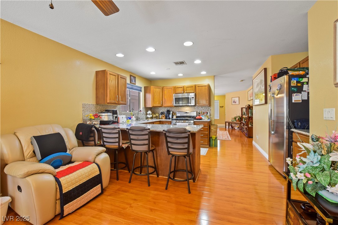 10203 Arlington Abby Street Property Photo 10