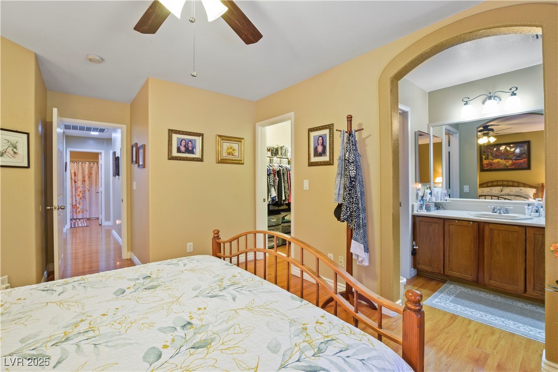 10203 Arlington Abby Street Property Photo 14
