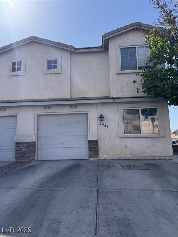 2025 Cary Grant Court Property Photo 1