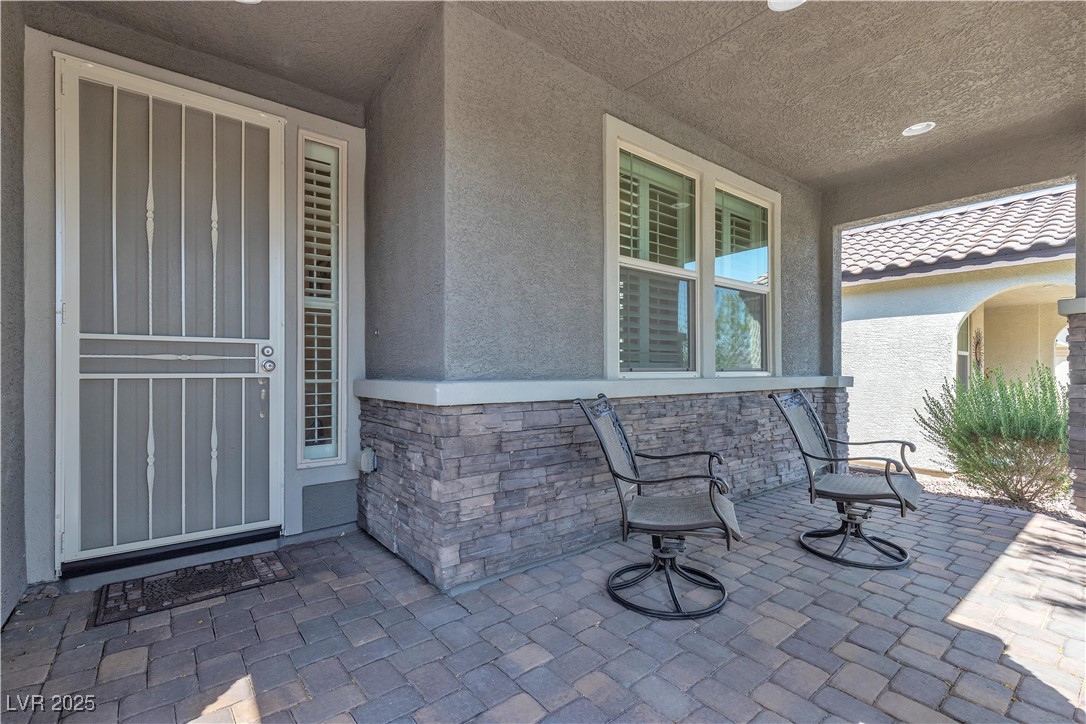 789 Drammatico Place Property Photo 5