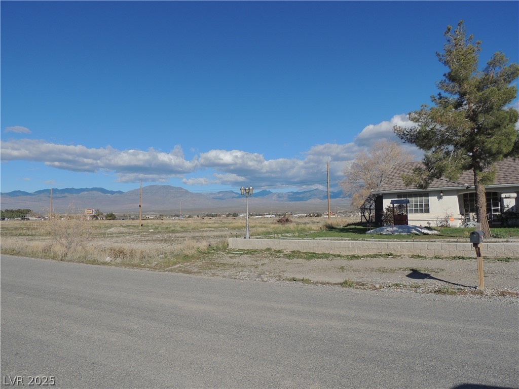 1190 Zelzah Avenue Property Photo 13