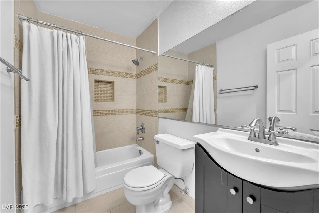 5012 Newport Cove Drive C Property Photo 8