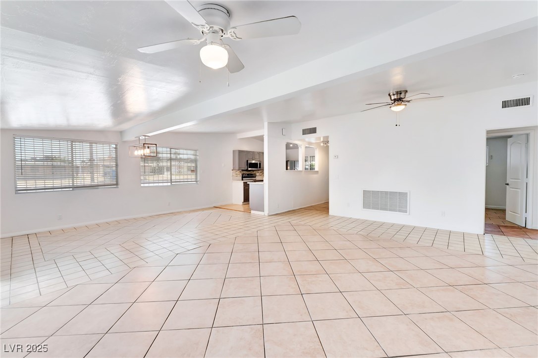 1713 East Bonanza Road Property Photo 8