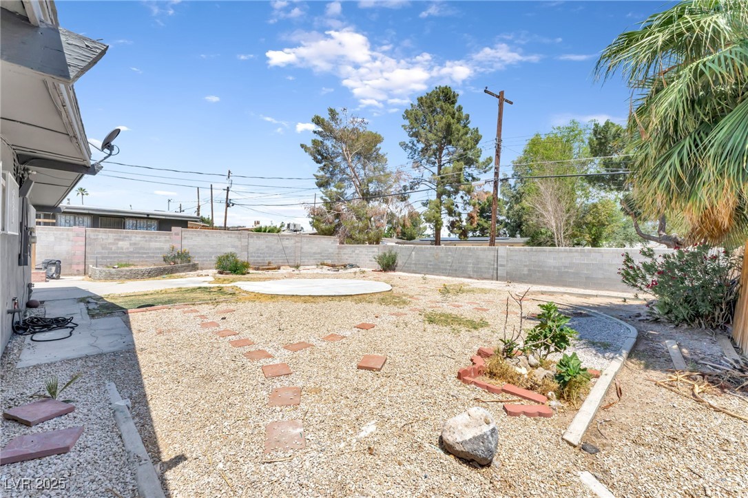 1713 East Bonanza Road Property Photo 32