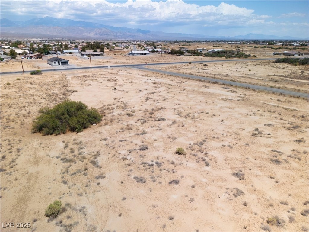 100 West Alondra Street Property Photo 6