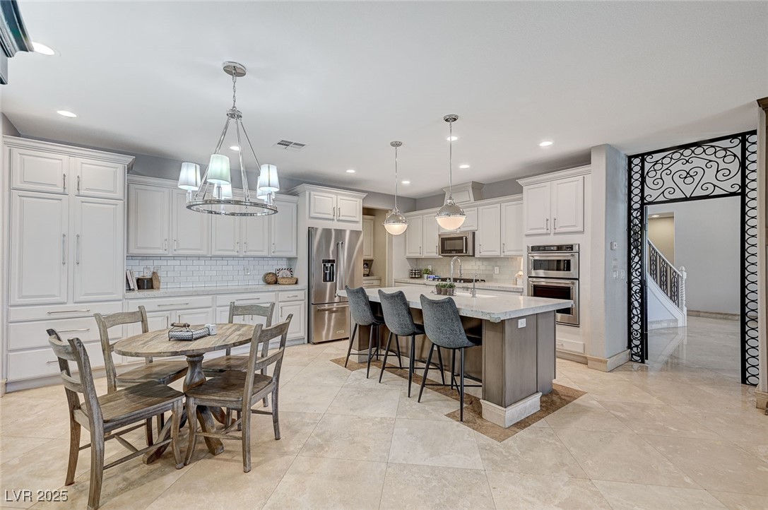 10249 Wisteria Hills Court Property Photo 24