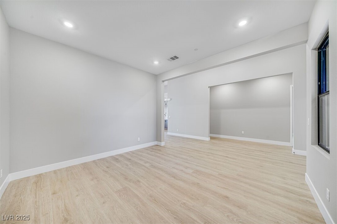 489 Carter House Way Property Photo 17