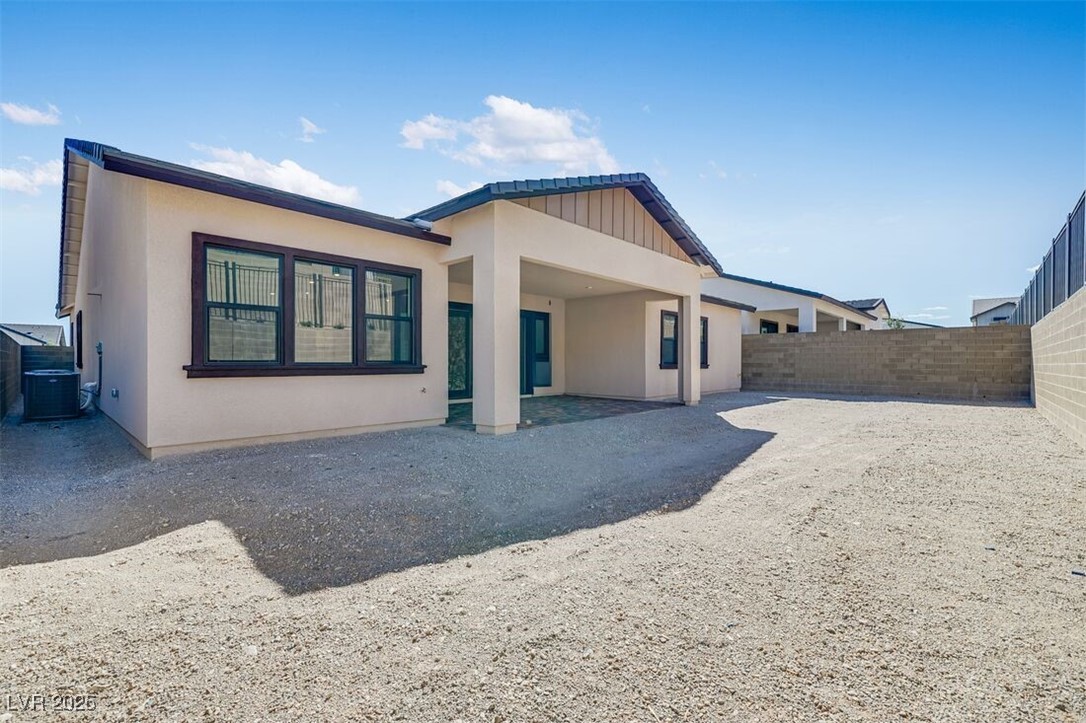 489 Carter House Way Property Photo 46