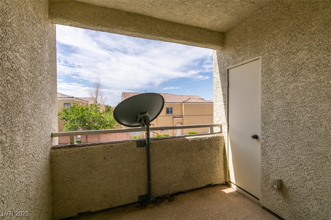 3920 Smokey Fog Avenue 201 Property Photo 9