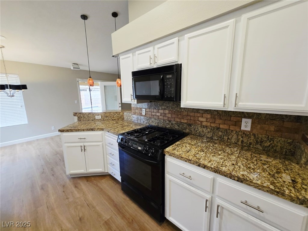 925 Chaps Circle Property Photo 8