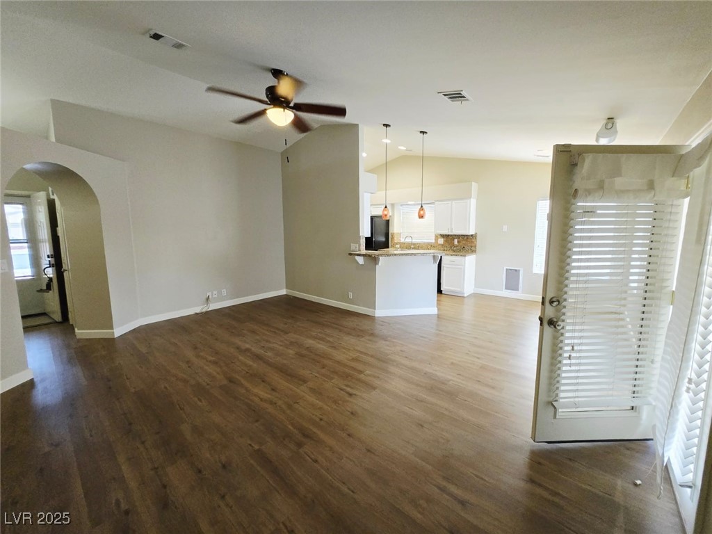 925 Chaps Circle Property Photo 13