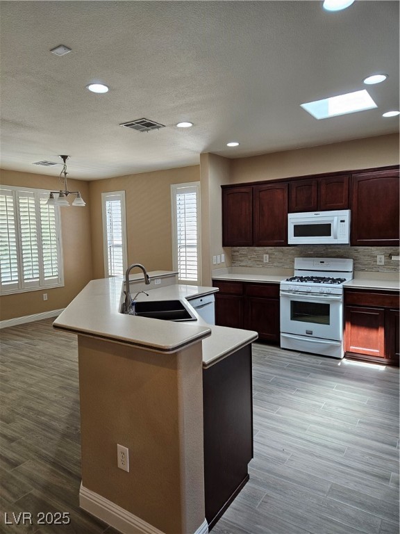 5415 Progresso Street Property Photo 4