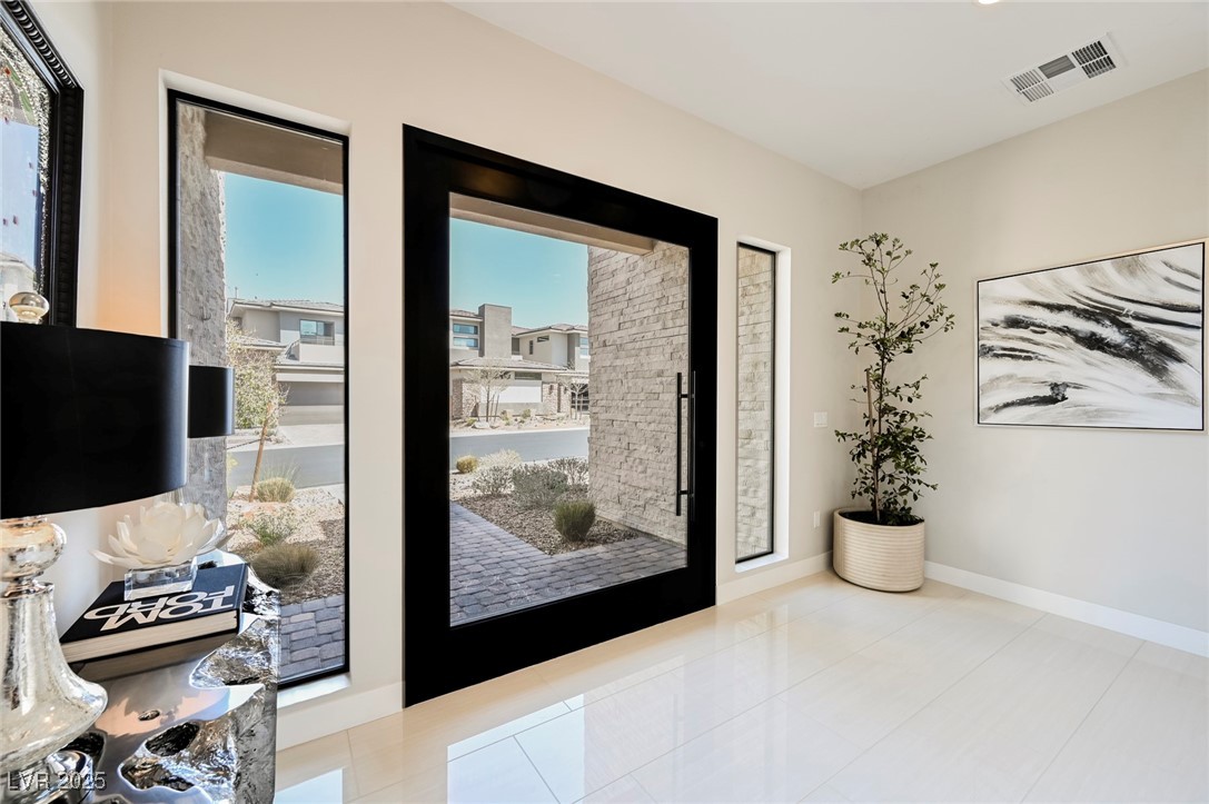 19 Garden Rain Drive Property Photo 17