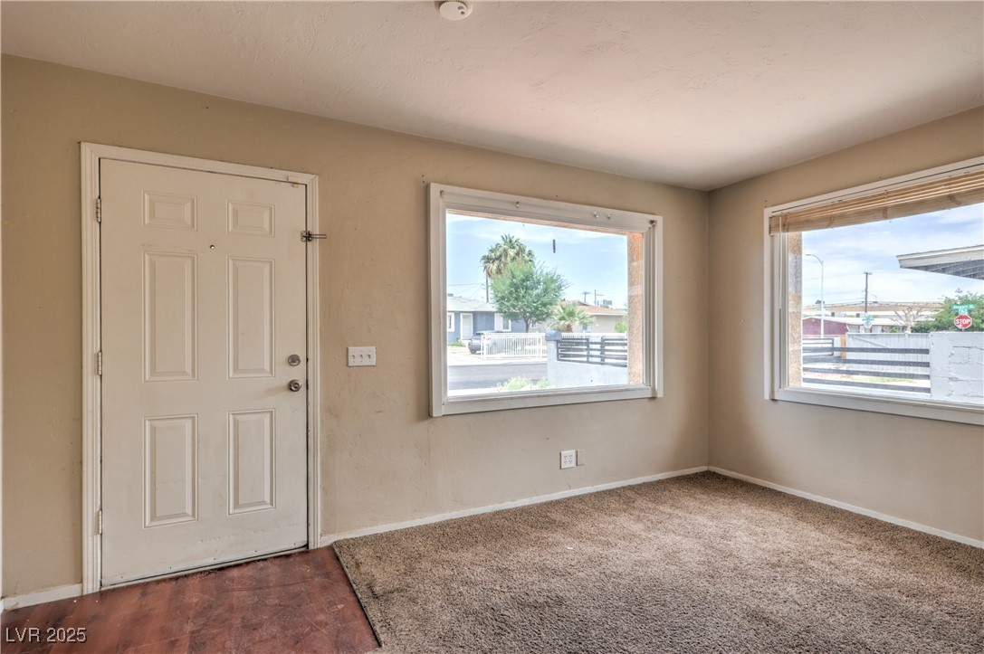240 North 19th Street Property Photo 5