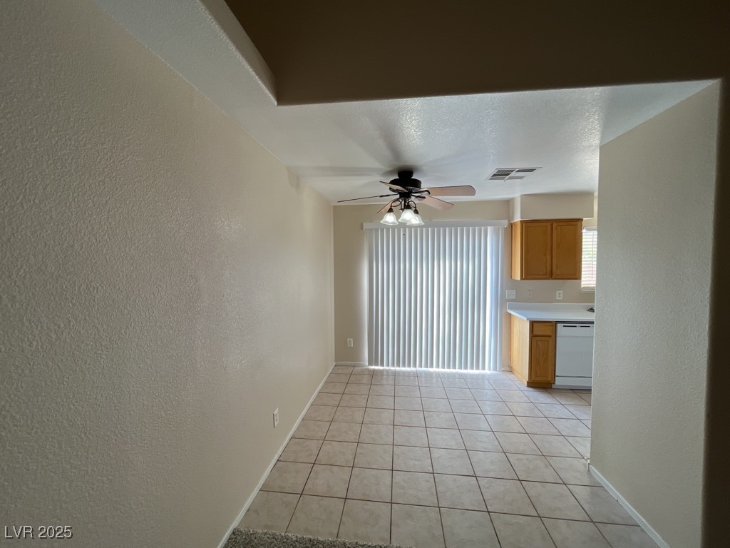 732 Goshawk Street Property Photo 12