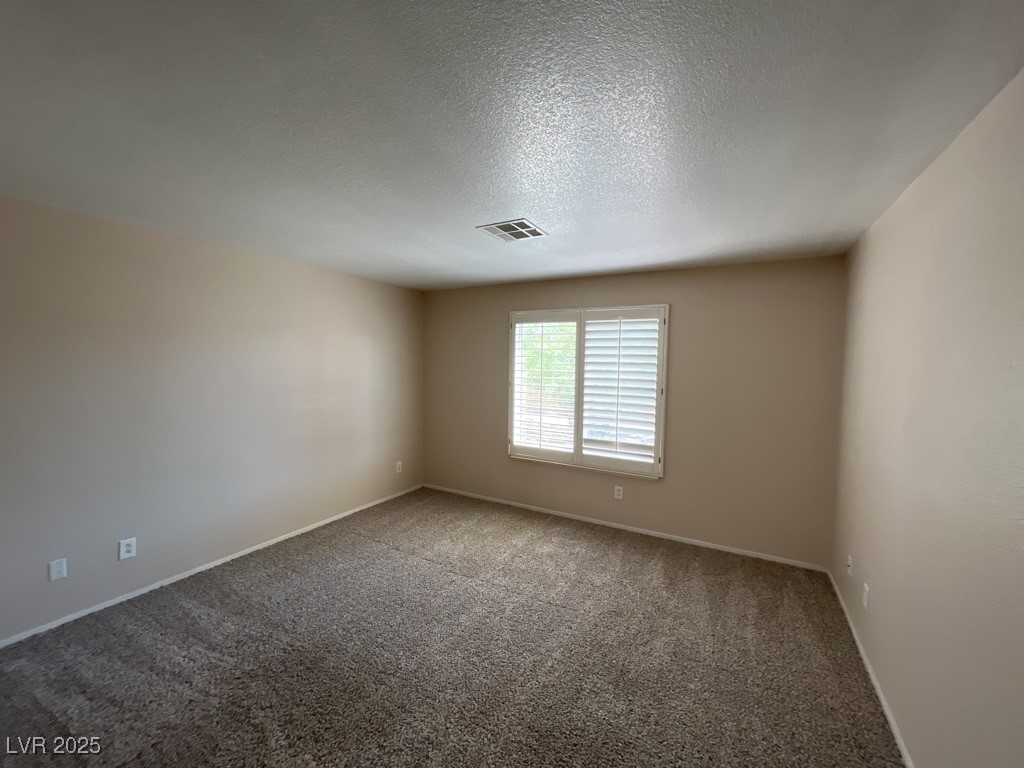 732 Goshawk Street Property Photo 26