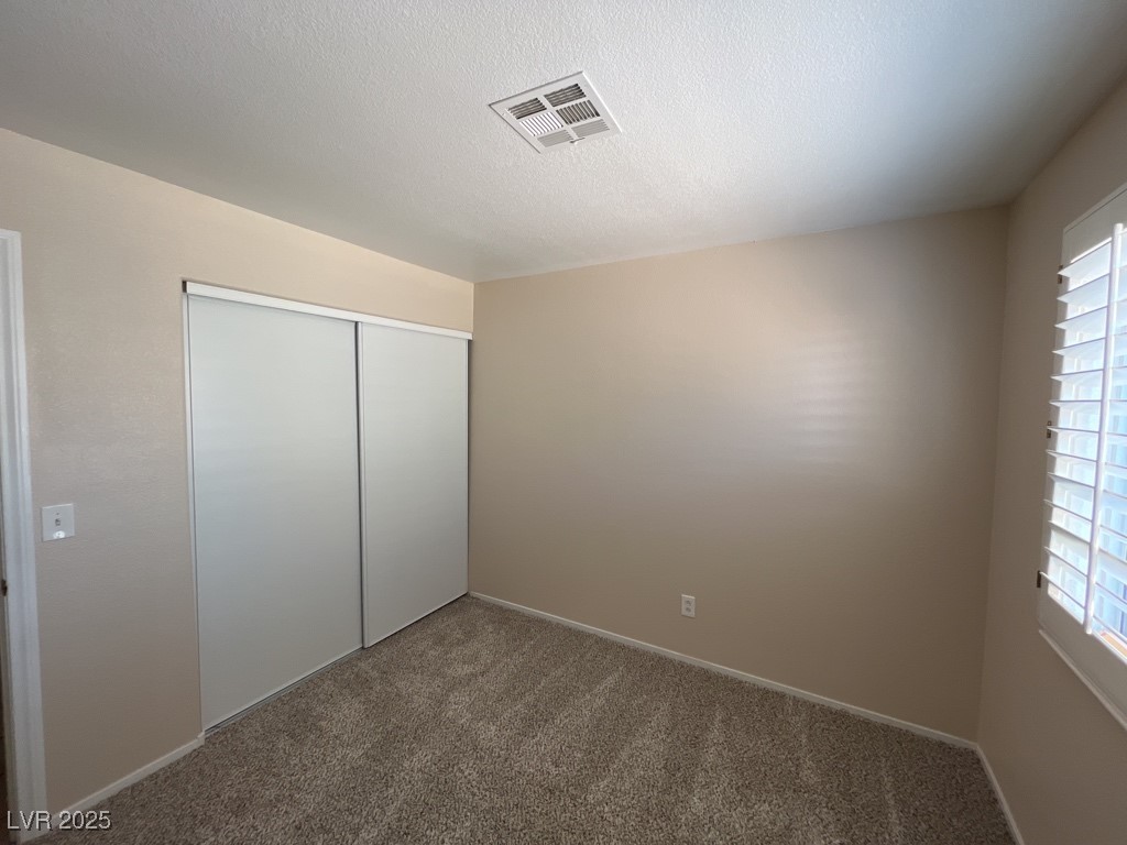 732 Goshawk Street Property Photo 38