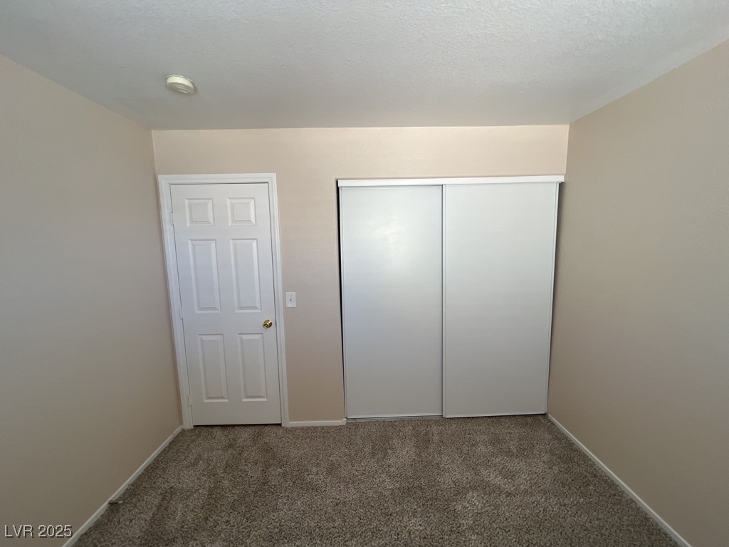 732 Goshawk Street Property Photo 40