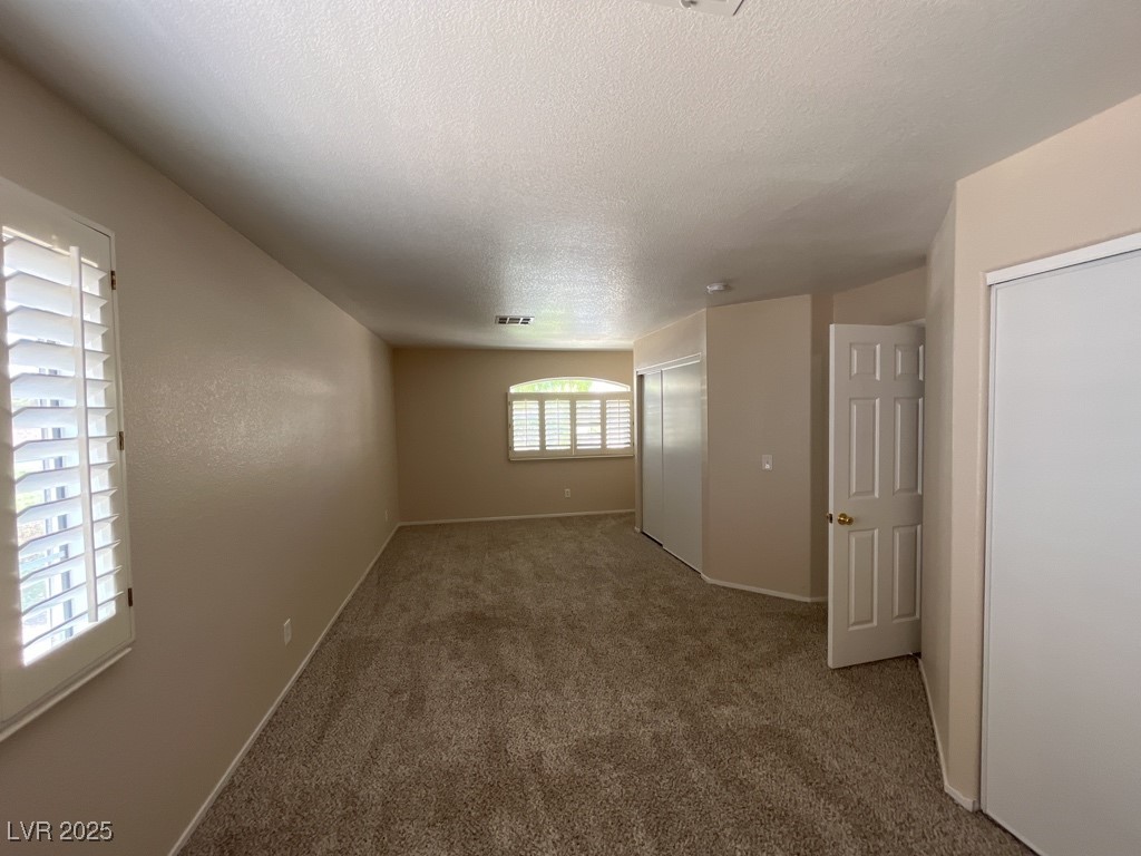 732 Goshawk Street Property Photo 43