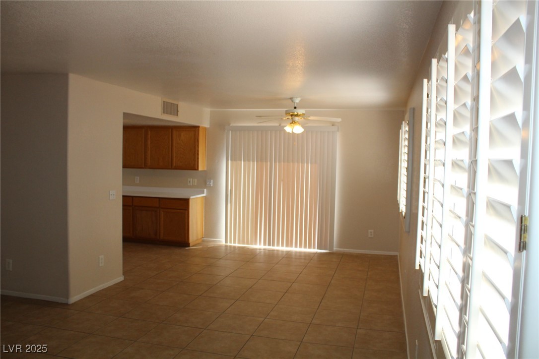 730 Goshawk Street Property Photo 7