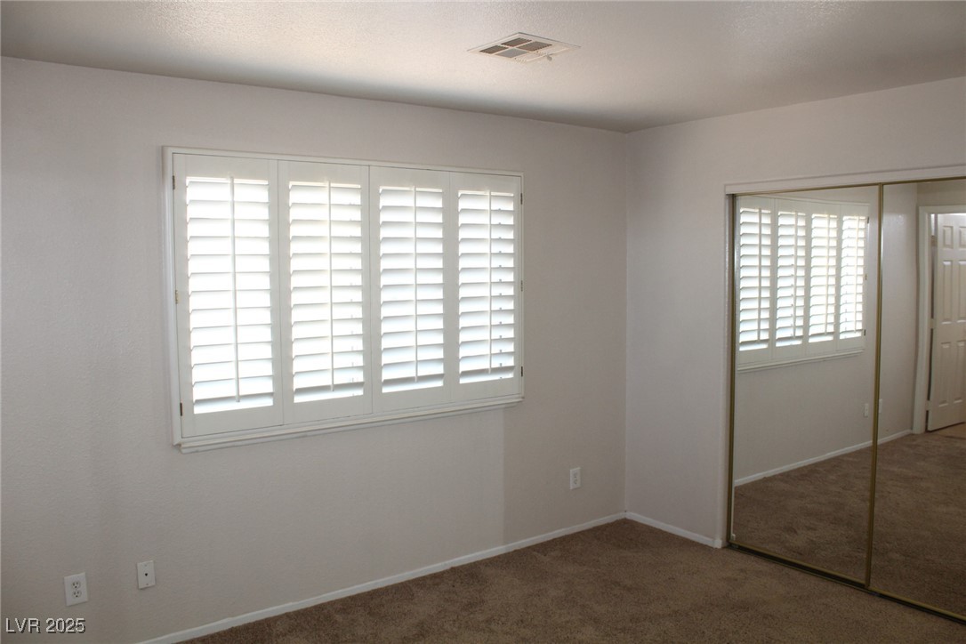 730 Goshawk Street Property Photo 12