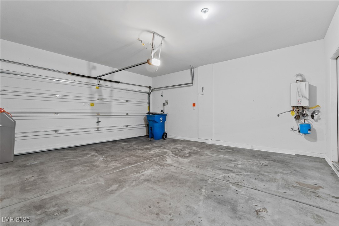 10581 Hamdem Avenue Property Photo 27
