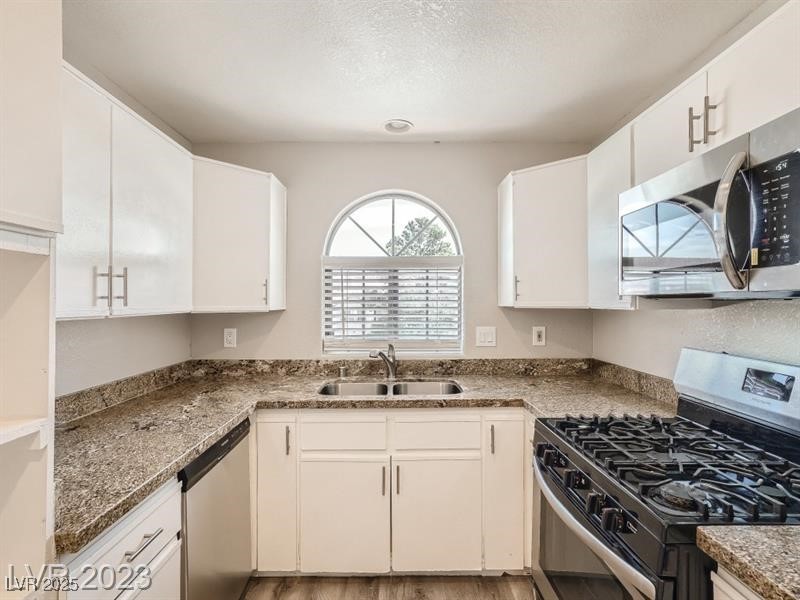 1411 Santa Margarita Street H Property Photo 16