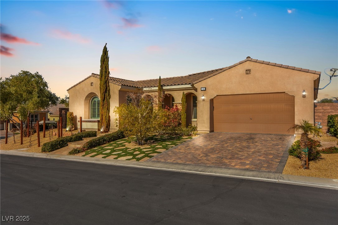 2 Lago Turchino Court Property Photo 1