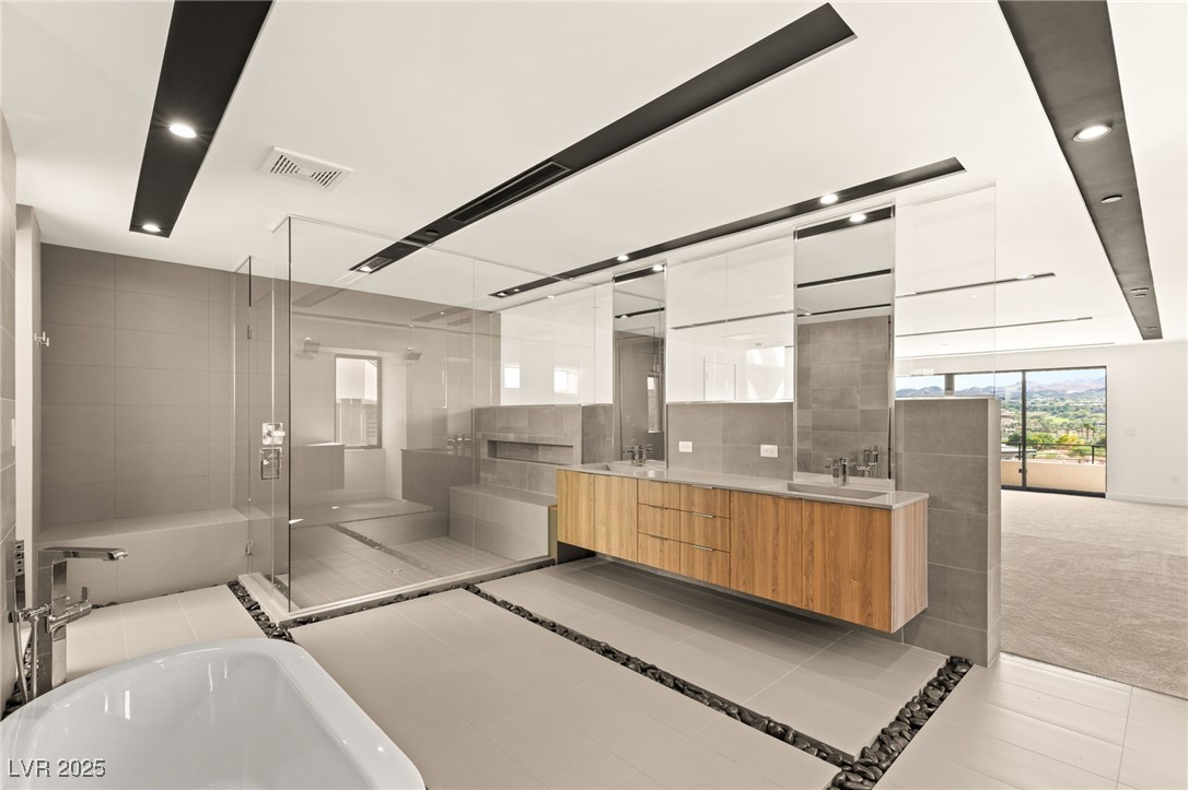 25 Canyon Bay Drive Property Photo 18