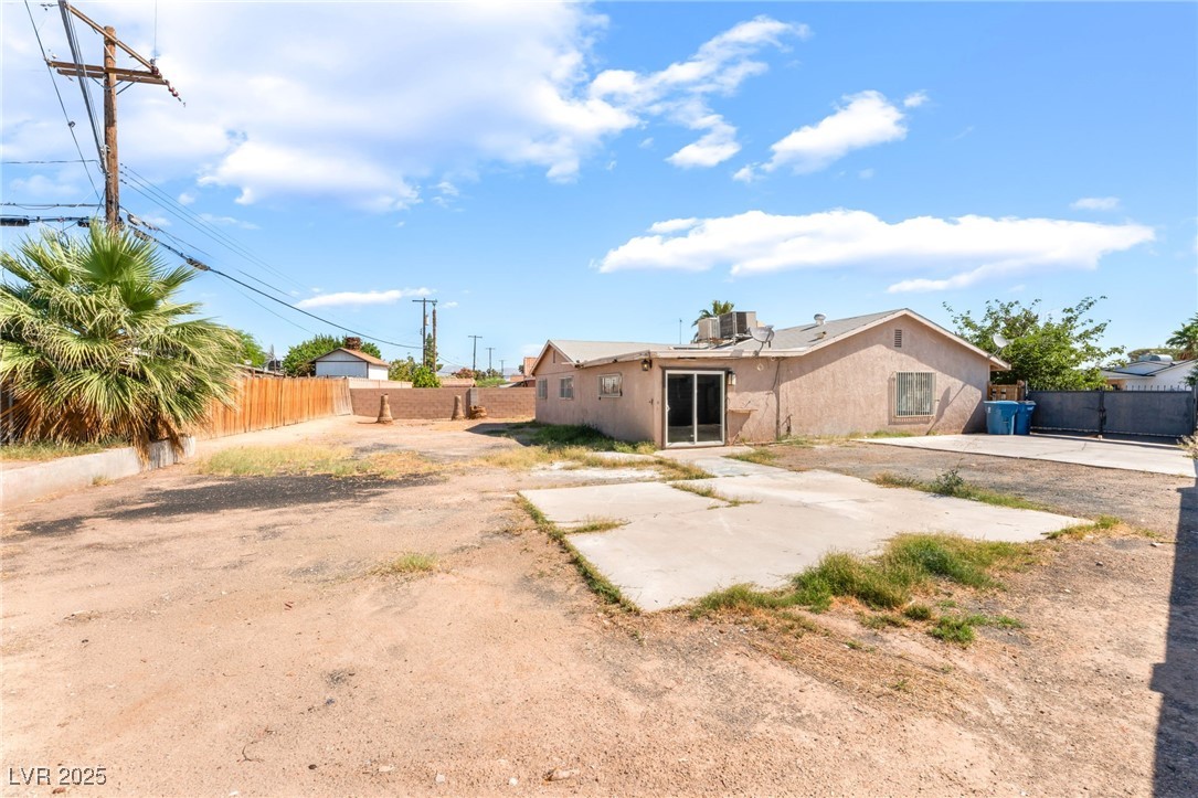 1301 Wilborn Street Property Photo 17