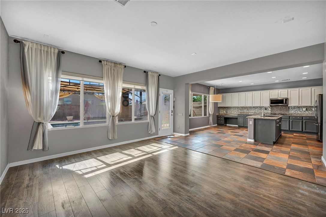 2449 Daks Loden Court Property Photo 17