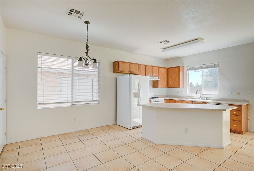 7054 Pacific Coast Street Property Photo 8