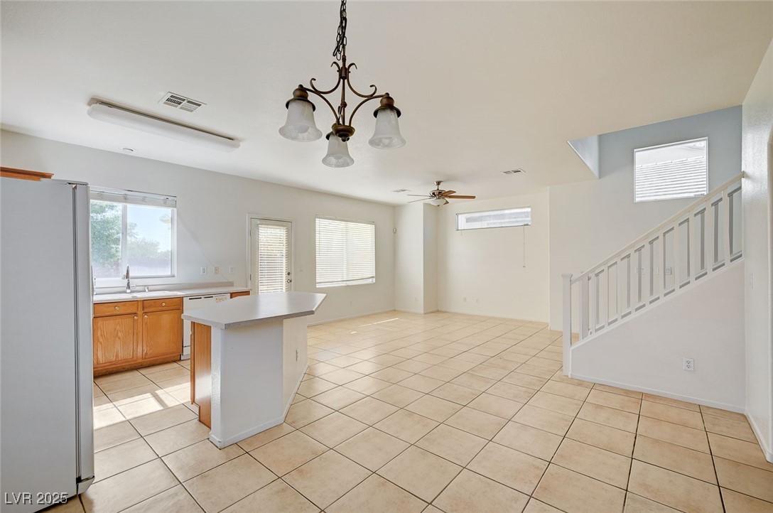 7054 Pacific Coast Street Property Photo 9