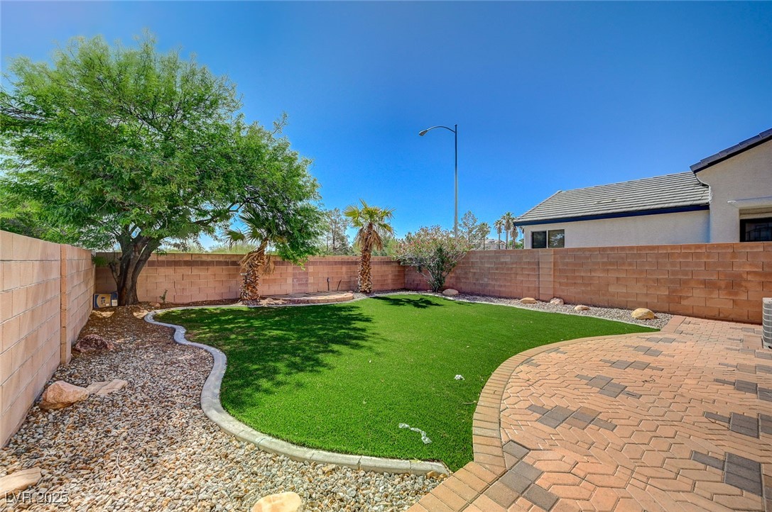 7054 Pacific Coast Street Property Photo 38