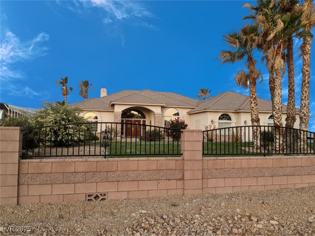 2851 Winchester Avenue Property Photo 1