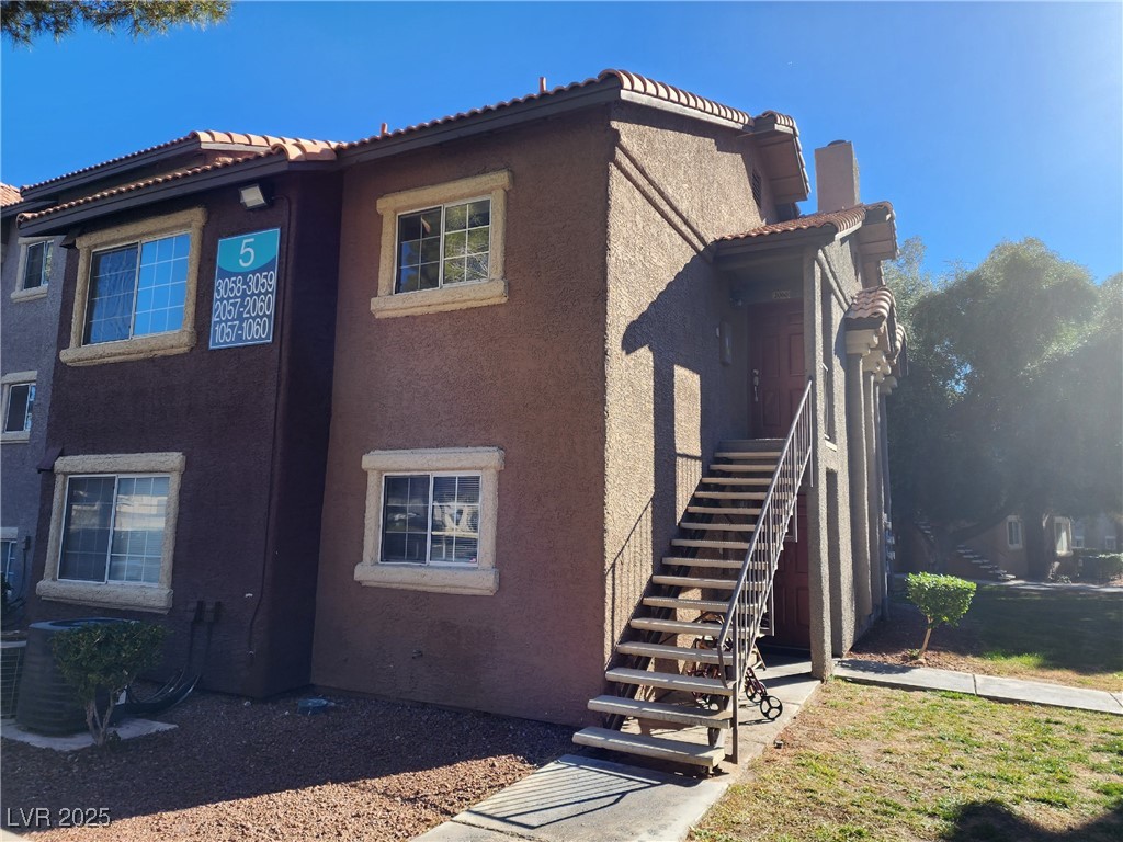 2750 South Durango Drive 2060 Property Photo 1