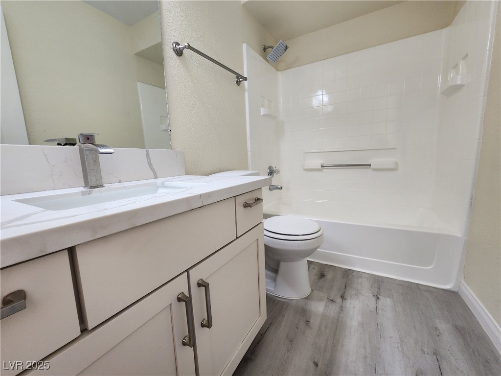 2750 South Durango Drive 2060 Property Photo 6