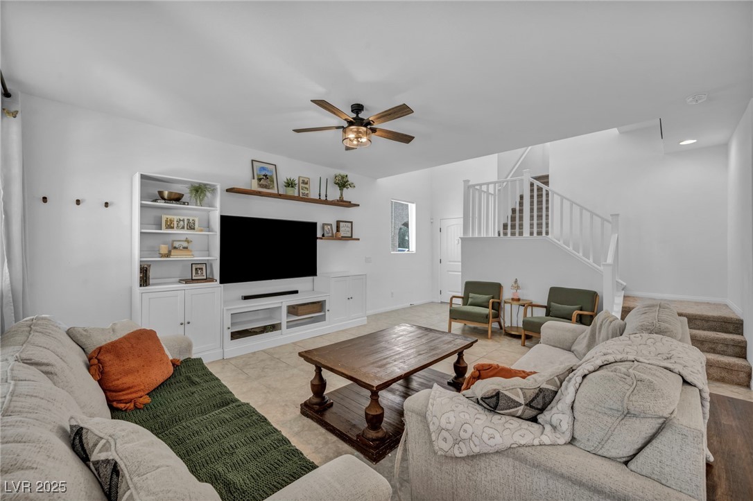 8055 Tank Loop Street Property Photo 6